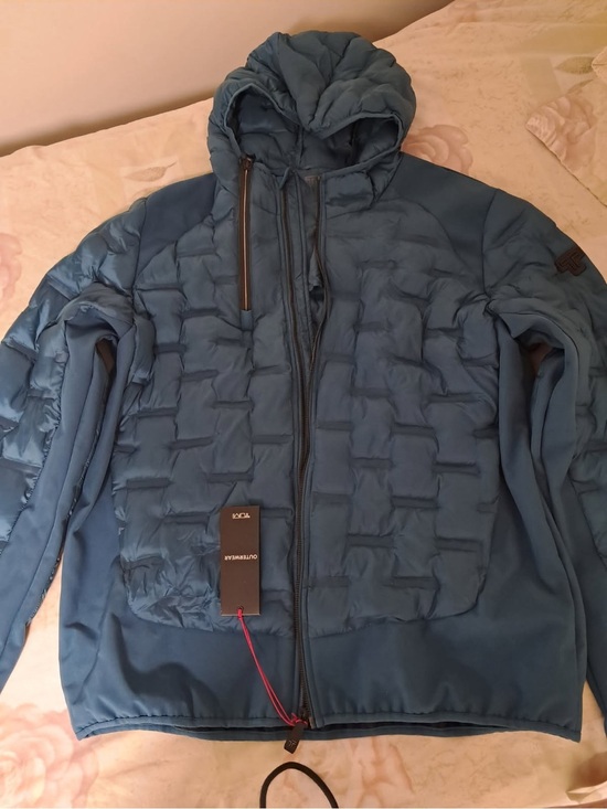 Tumi Other - Tumi Men's Hooded Puffer Jacket in Slate Blue